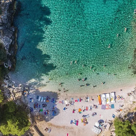 In With Outdoor Swimming Pool * Pula